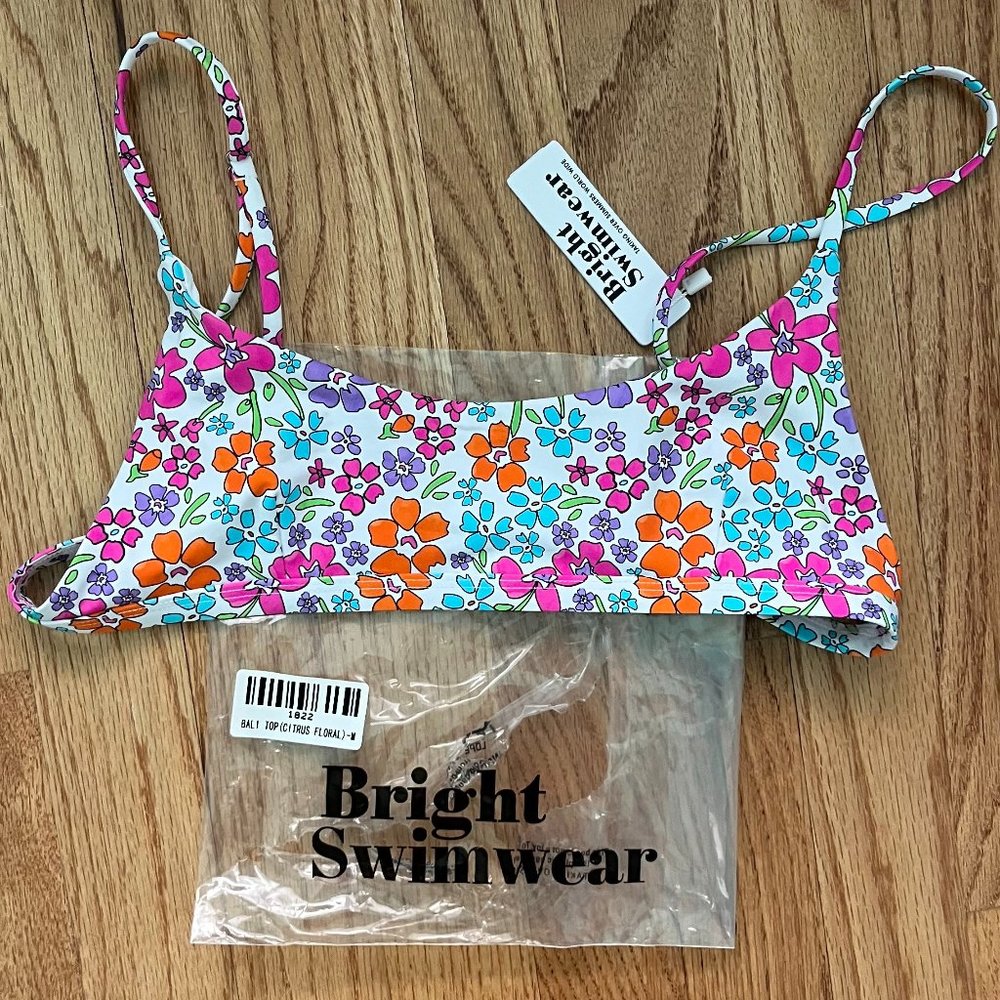 Bright Swimwear Bikini Top Size M